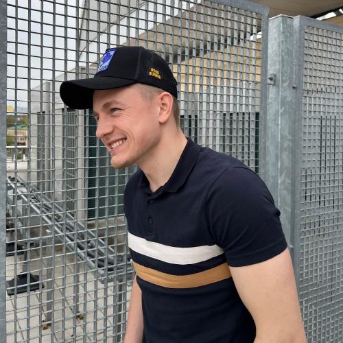 Бейсболка "Road Runner" черная